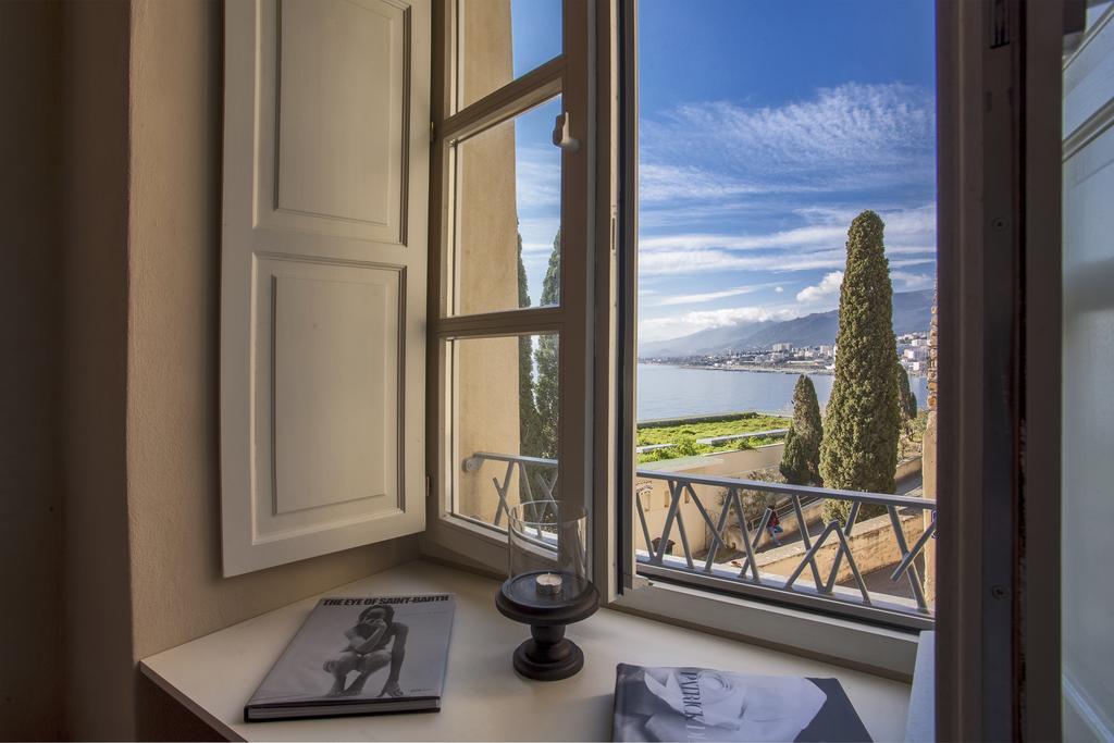 Apartamento U Palazzu Ghejenuvese Bastia  Exterior foto