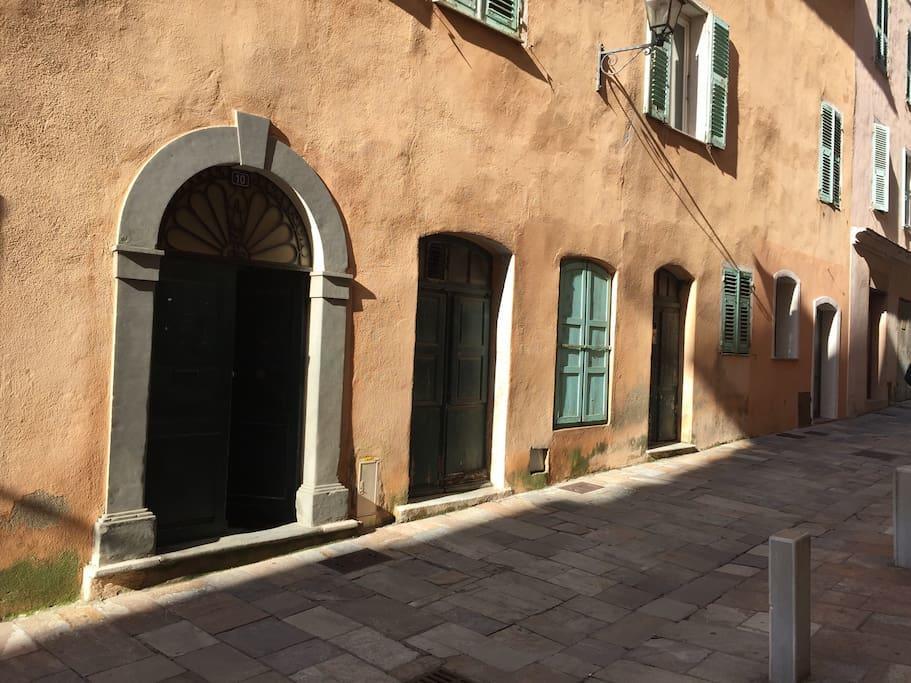 Apartamento U Palazzu Ghejenuvese Bastia  Exterior foto
